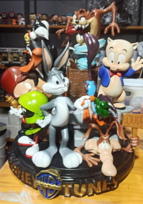 Looney Tunes Diorama